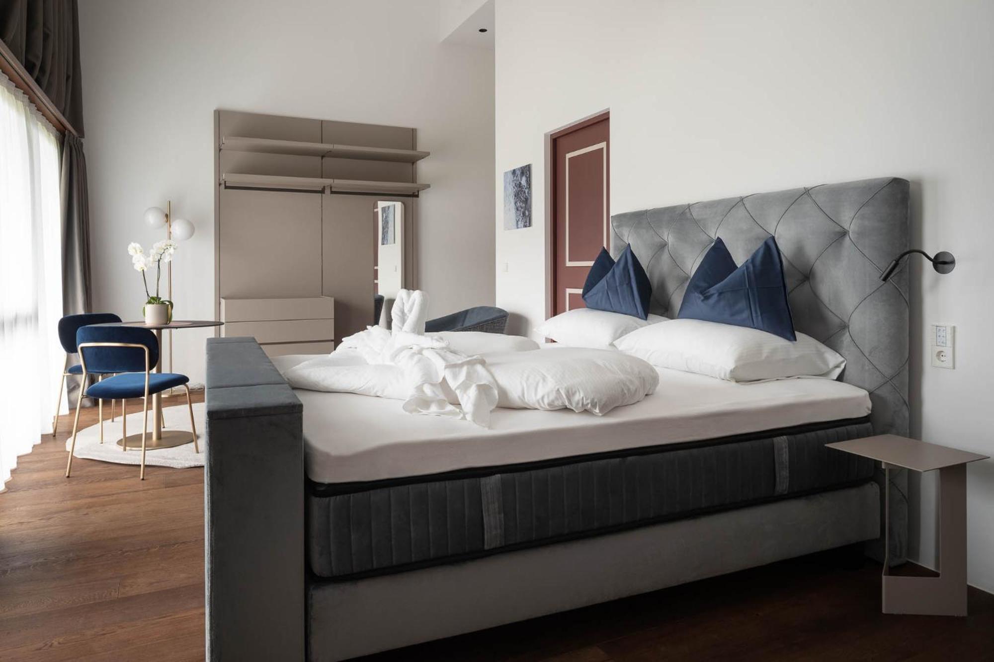 Ansitz Battisti Suites (Adults Only) 卡尔达罗 客房 照片