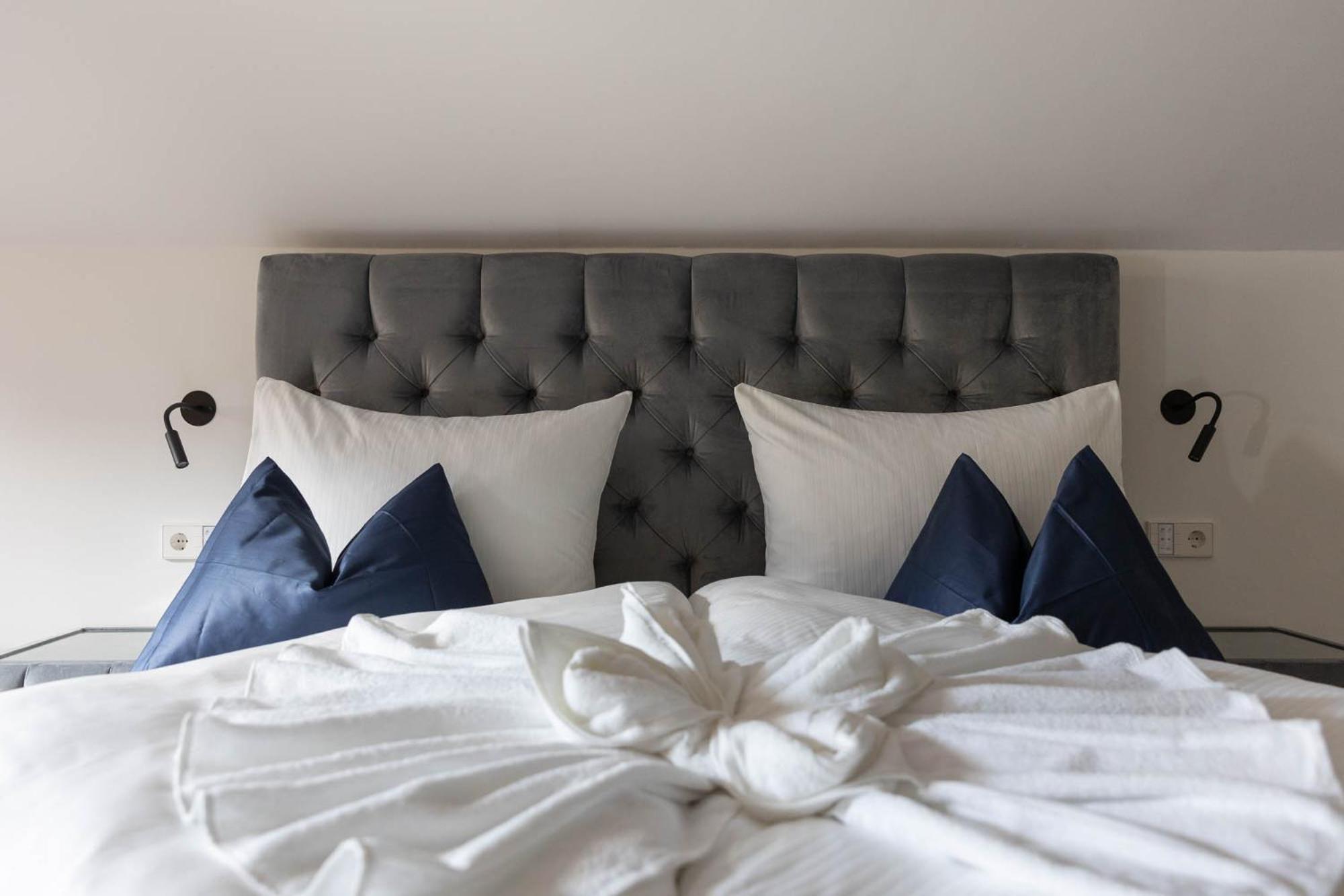 Ansitz Battisti Suites (Adults Only) 卡尔达罗 客房 照片