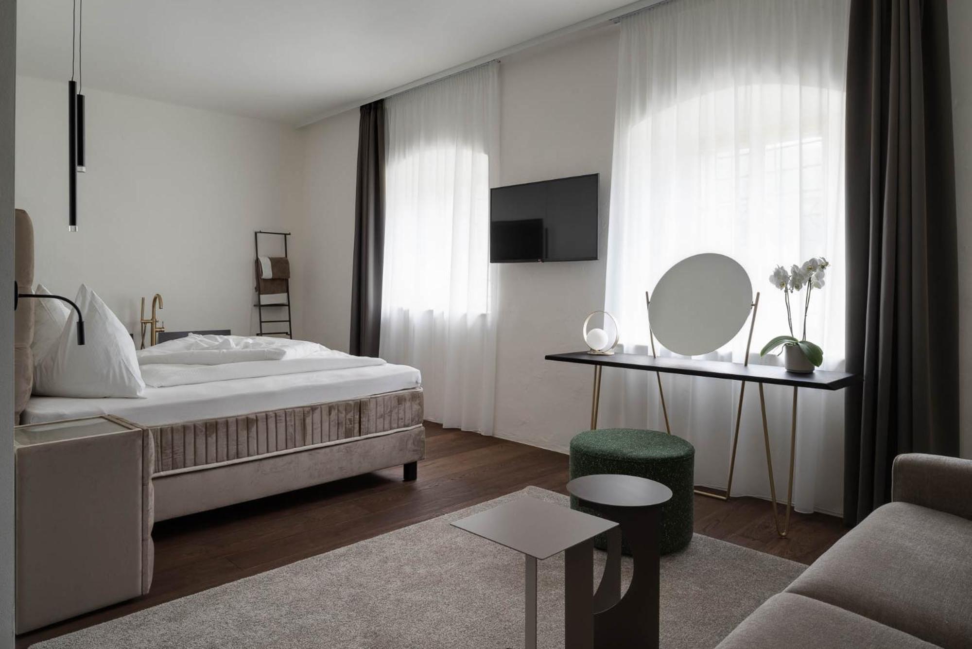 Ansitz Battisti Suites (Adults Only) 卡尔达罗 客房 照片
