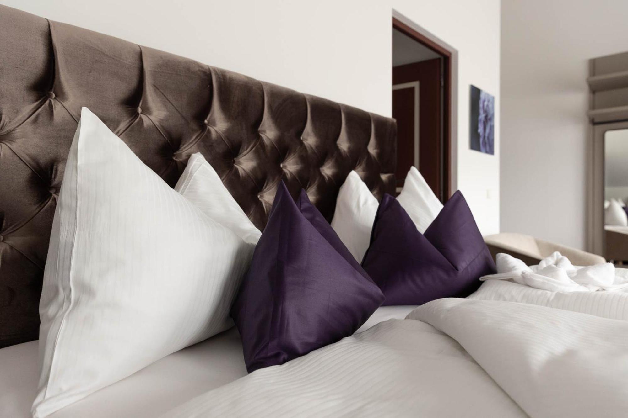 Ansitz Battisti Suites (Adults Only) 卡尔达罗 客房 照片