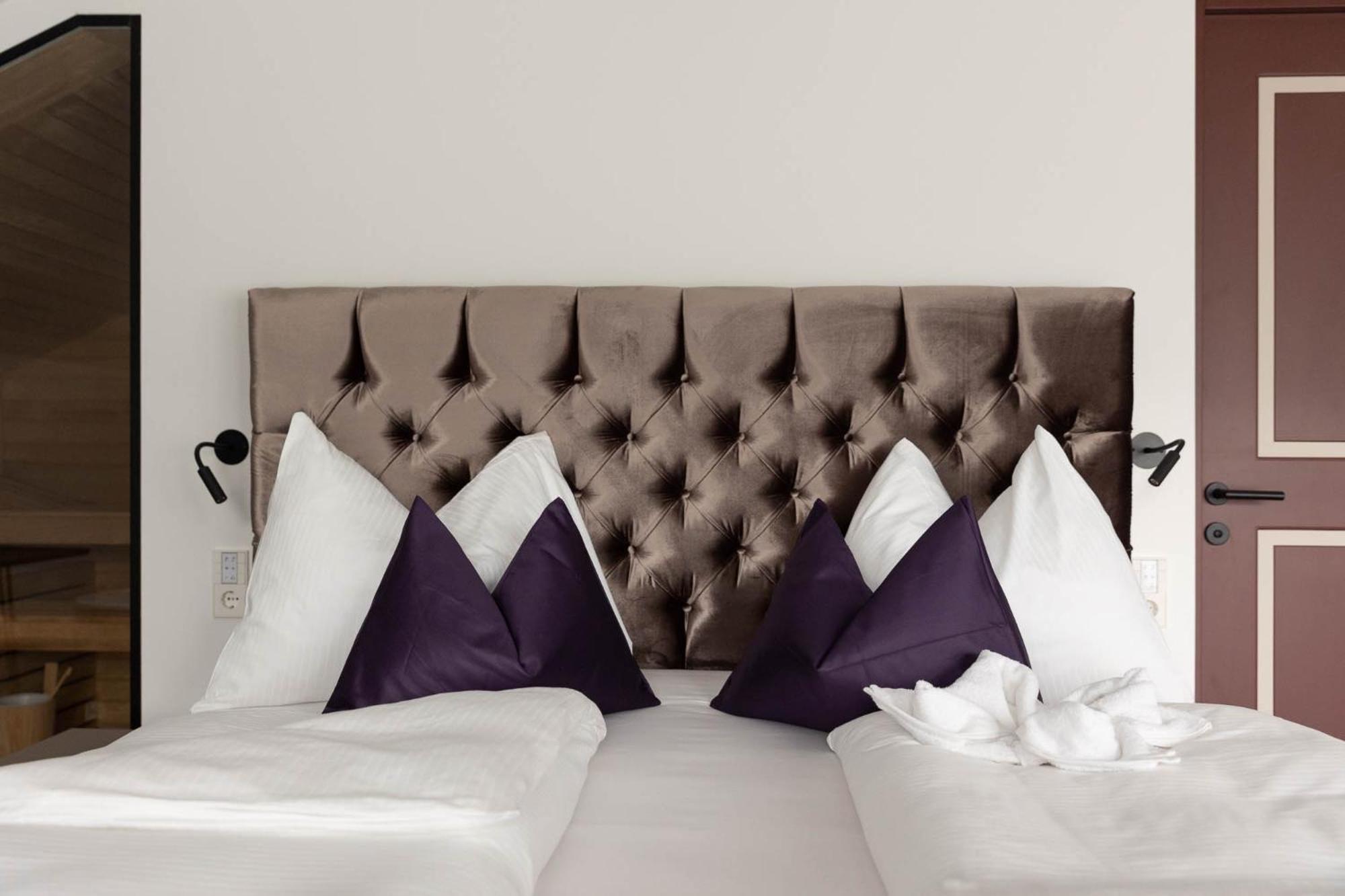 Ansitz Battisti Suites (Adults Only) 卡尔达罗 客房 照片