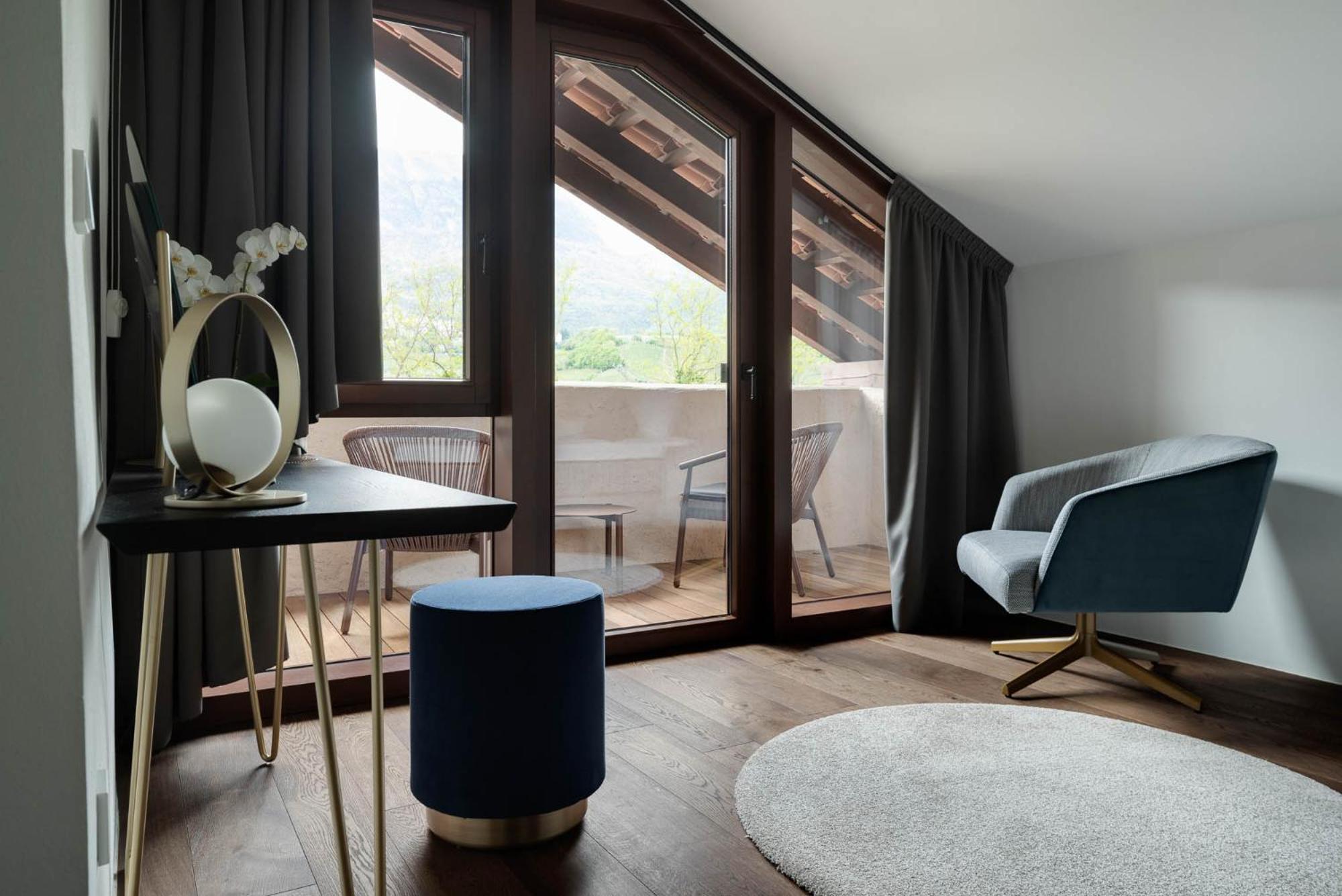 Ansitz Battisti Suites (Adults Only) 卡尔达罗 客房 照片